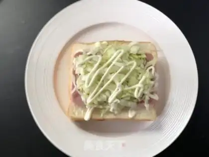 Make Classic ham and eggs sandwich step 5