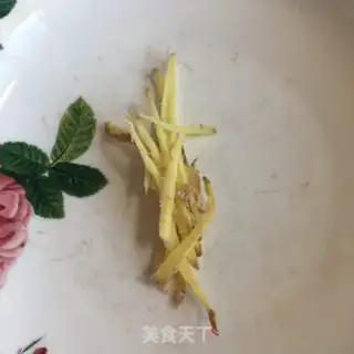 Make Snow cuisine and yellowfish step 1