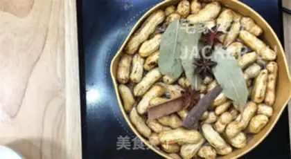 Make Salt-water peanuts step 1