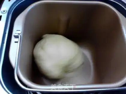 Make Apricot cream bread step 5
