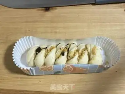 Make Meat pine rolls step 12