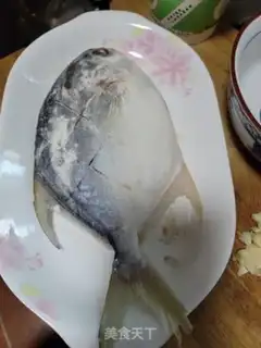 Make Garlic roasted the mackerel step 3