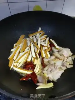 Make The celery is made of beans step 4