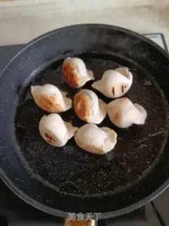 Make Gold buns and silver dumplings step 1