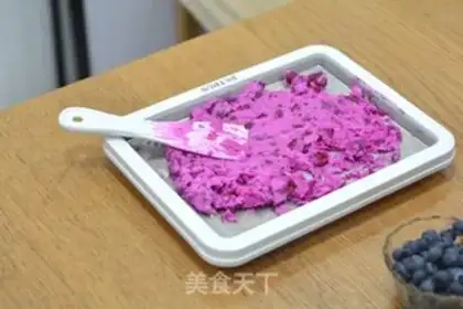 Make Four sauerkraut, low-fat fruit and yogurt step 5