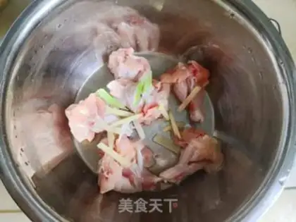 Make Curry wings and potatoes step 2