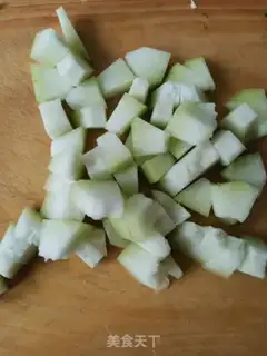 Make Shrimp ball and melon soup step 0