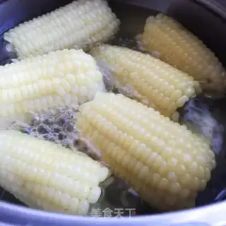 Make Water boiled corn step 4