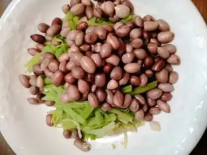 Make Cranium with peanuts step 4