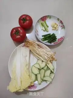 Make Tomato noodles step 0