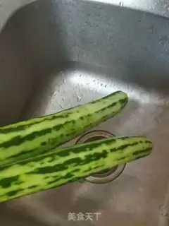 Make Shrimp fried cucumber step 0