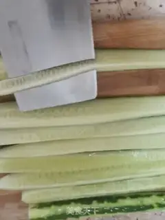 Make Shrimp fried cucumber step 3