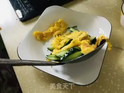 Make Eggs made from cucumbers step 7