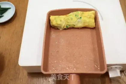 Make Autumn thick egg and shrimp noodles step 5