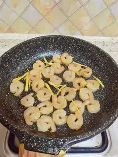 Make Shrimp fried cucumber step 19