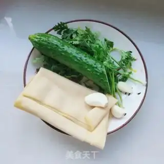 Make Bean-skin cucumber step 0
