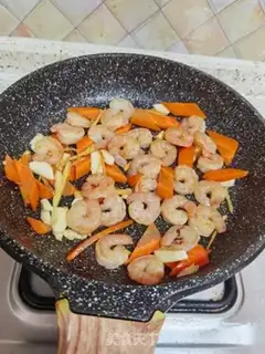 Make Shrimp fried cucumber step 21