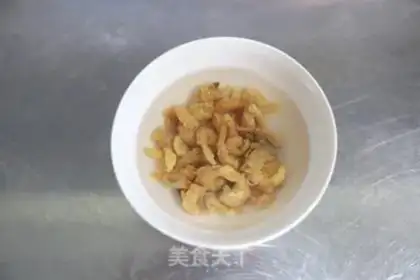 Make White radish, seameat step 1