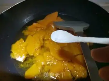 Make Homemade pumpkin step 2