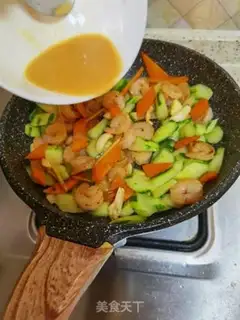Make Shrimp fried cucumber step 24