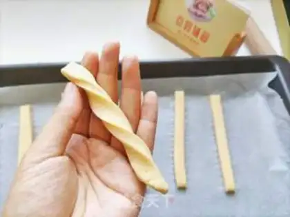 Make Sugar-free, salt-free, oil-free cassava grinders step 7
