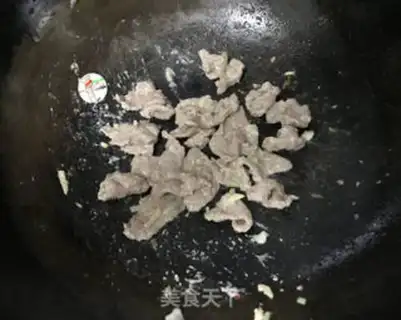 Make Curry beef shrimp pasta step 6