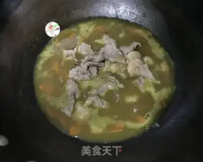 Make Curry beef shrimp pasta step 8