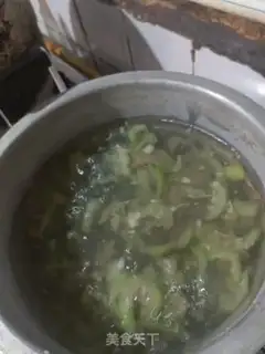 Make Smelt gravy step 1