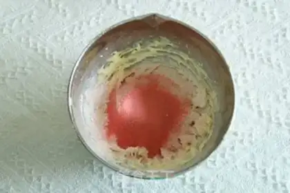 Make A pink, green strawberry cranberry step 4