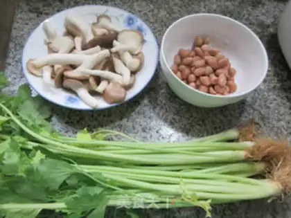 Make The peanut rice show, the fungus celery step 0