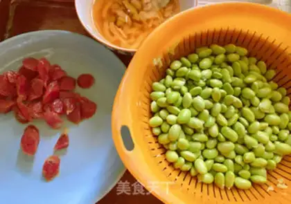 Make Squeeze the beans step 0