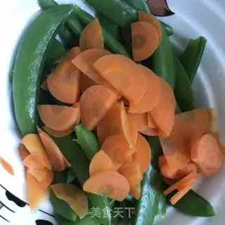 Make Sweet peas with carrots step 4