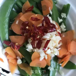 Make Sweet peas with carrots step 5