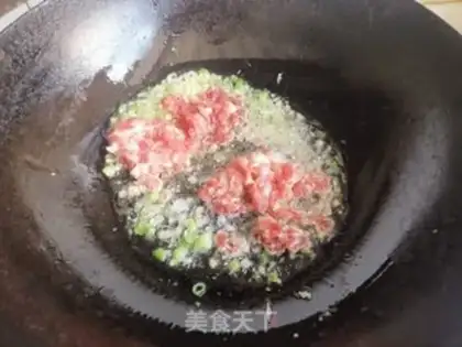 Make Fresh fried noodles step 1