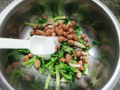 Make The peanut rice show, the fungus celery step 7