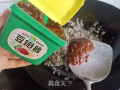 Make Fresh fried noodles step 2