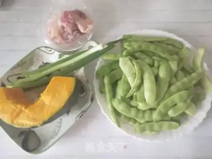 Make Pumpkin with beans step 0