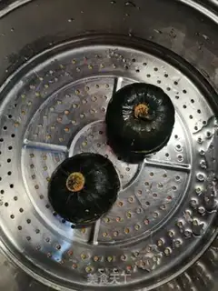 Make Pumpkin steamed eggs step 4