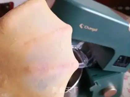 Make Red sugar toast step 1