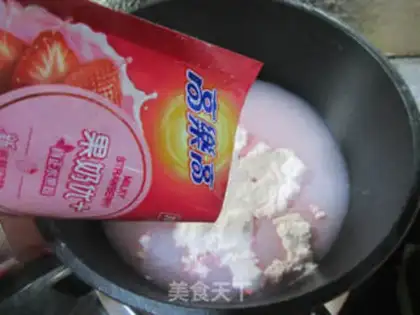 Make Strawberry jelly step 2