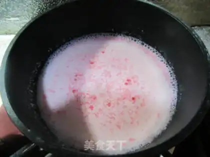 Make Strawberry jelly step 3