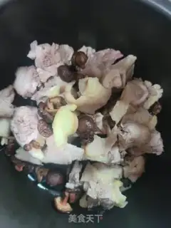 Make Old hen mushroom soup step 5