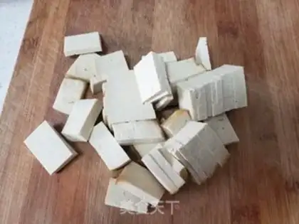 Make Scrambled tofu step 1