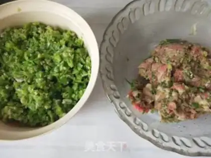 Make Soybeans pork dumplings step 4