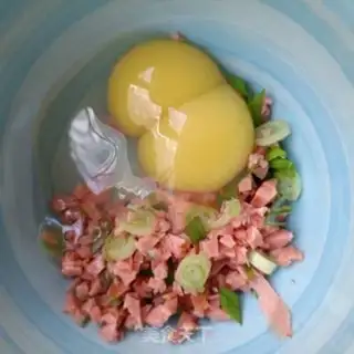 Make Goose egg toast step 4