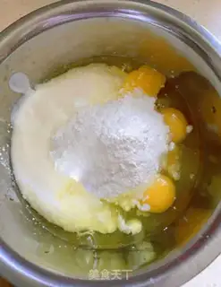 Make Yogurt cake step 1