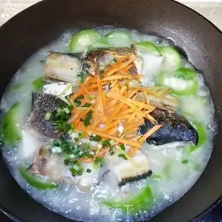 Make Smelt tofu head soup step 8