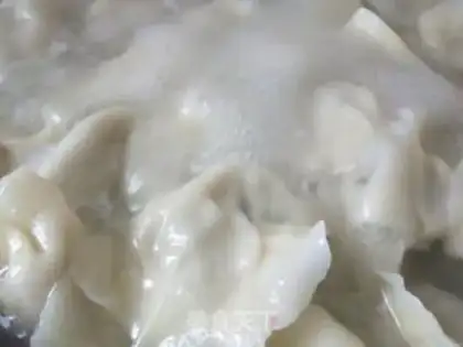 Make Soybeans pork dumplings step 10
