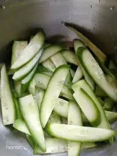 Make Apricot mushroom step 3