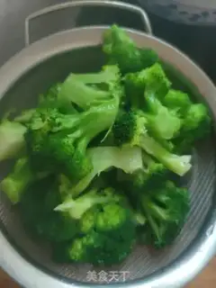Make ♪ Burn the broccoli ♪ step 5
